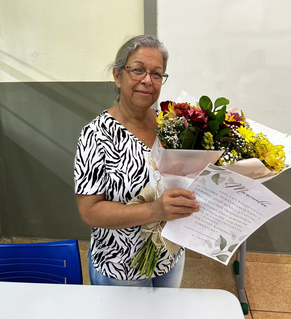 professora se emociona